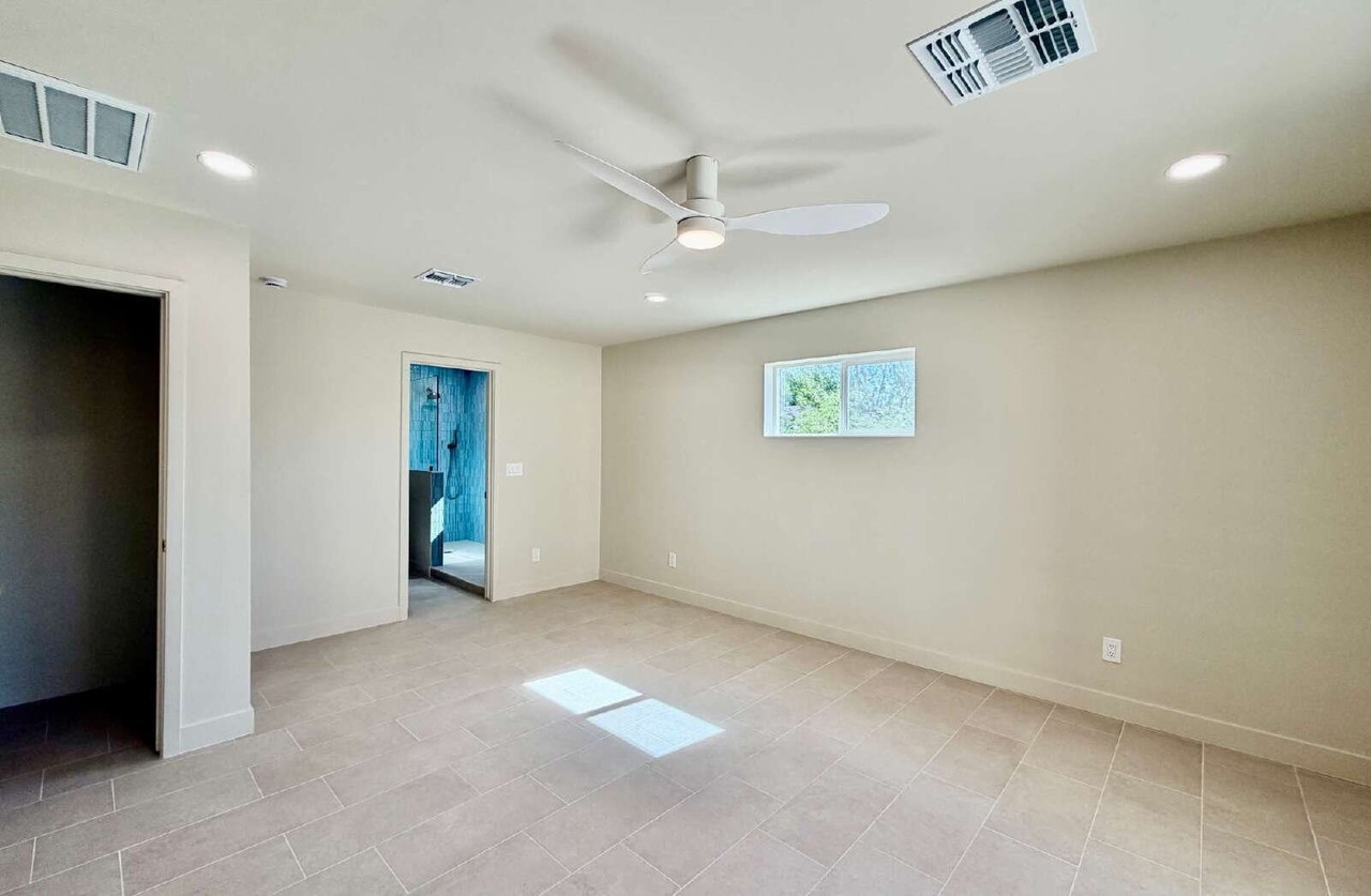 507 E Balboa Dr - Photo 7 of 22