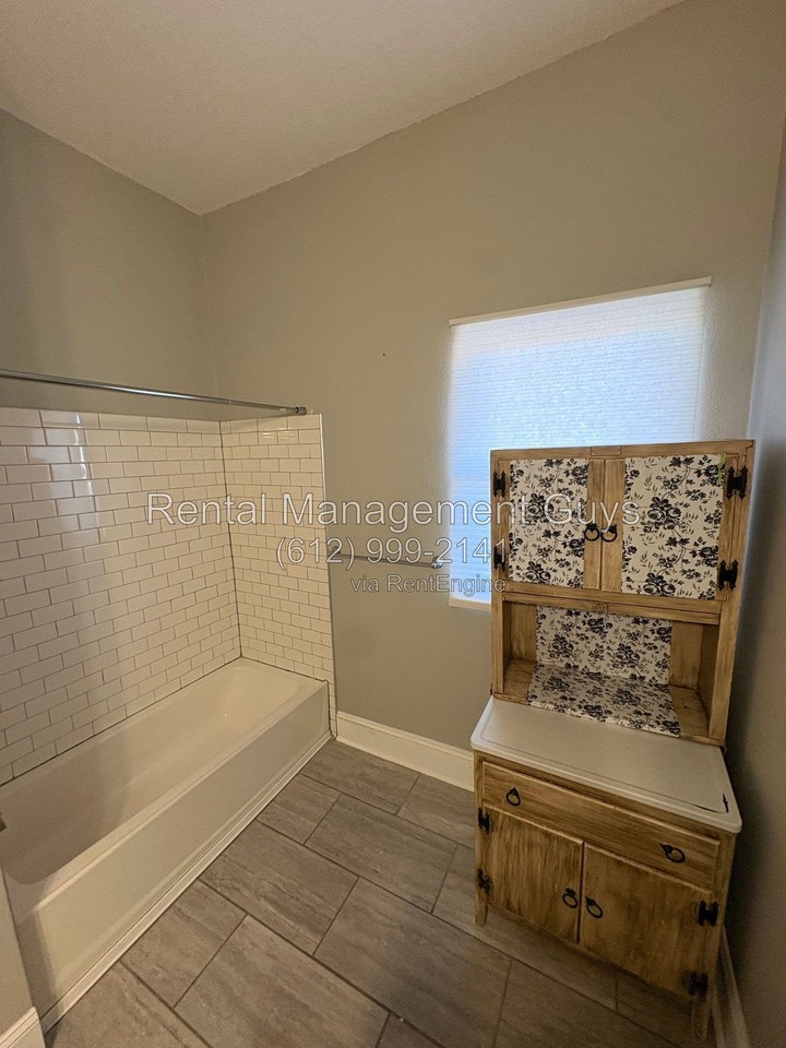 1169 7th St W #1 - Photo 5 of 14