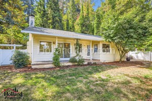 featured image of 19366 View Dr