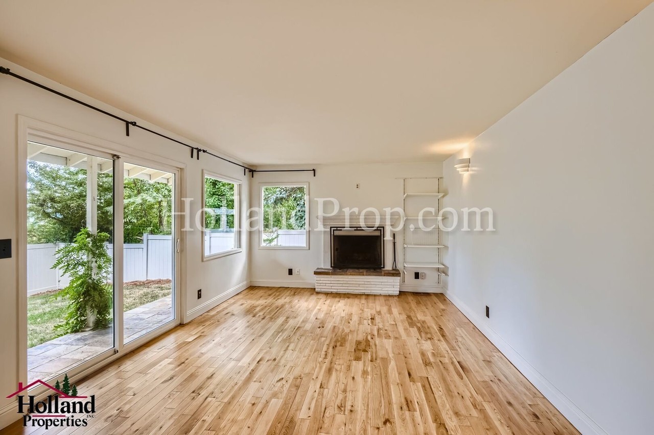 19366 View Dr - Photo 6 of 27