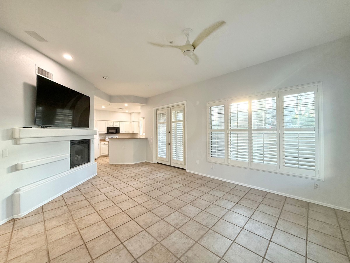 8180 E Shea Blvd #1006 - Photo 4 of 18