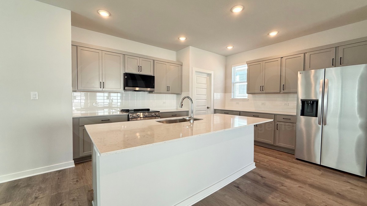 1205 Lavender Way - Photo 6 of 23