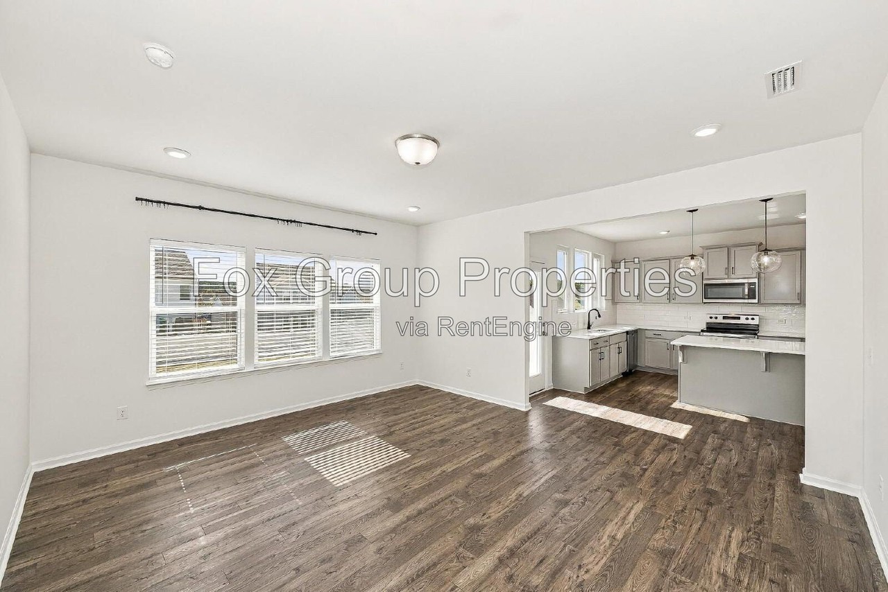 115 Benford Dr - Photo 6 of 18