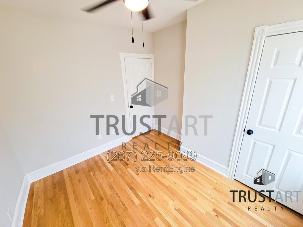 2322 E Clearfield St #1 - Photo 5 of 43
