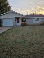 featured image of 100 S Dallas Ave
