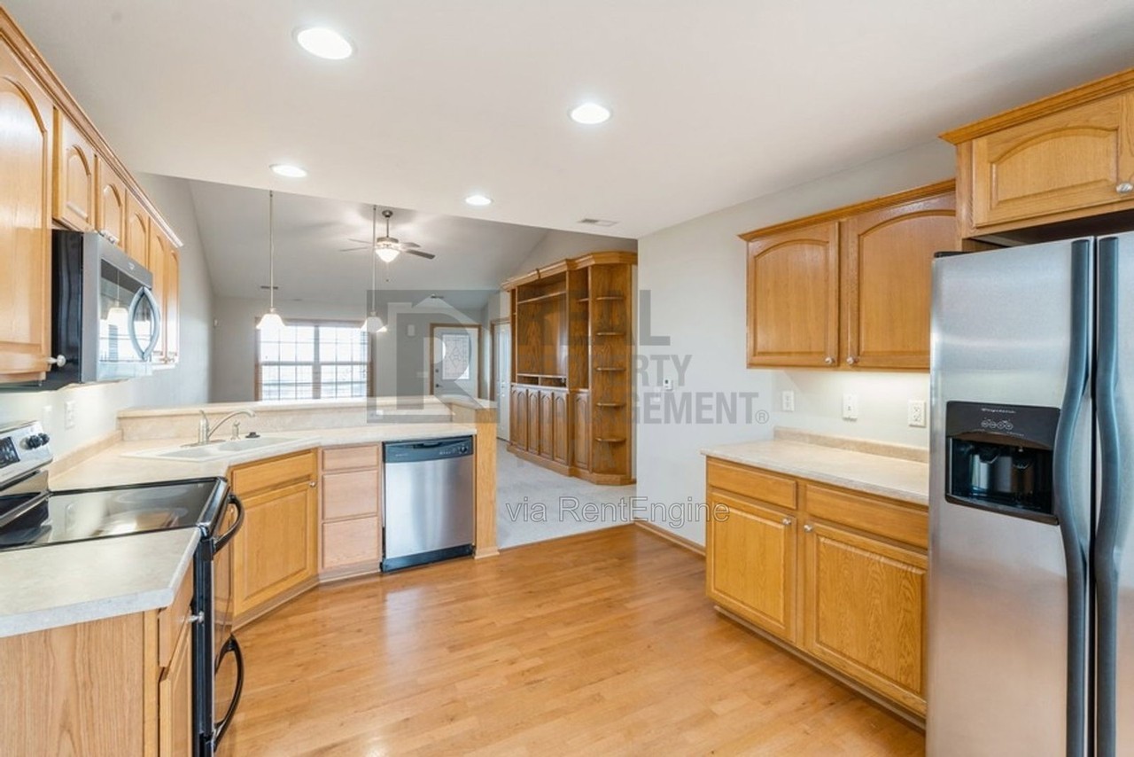 425 W Wright Rd - Photo 5 of 16