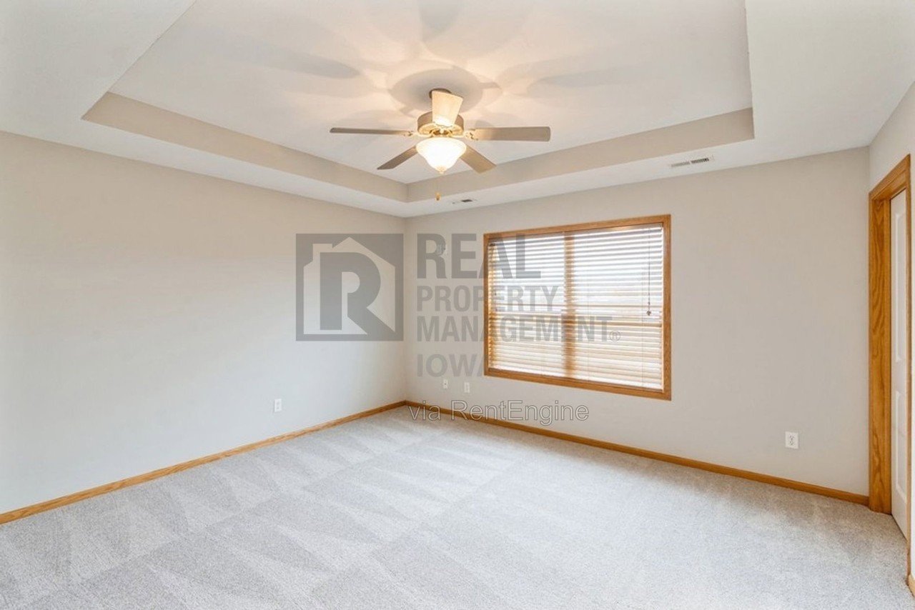 425 W Wright Rd - Photo 7 of 16