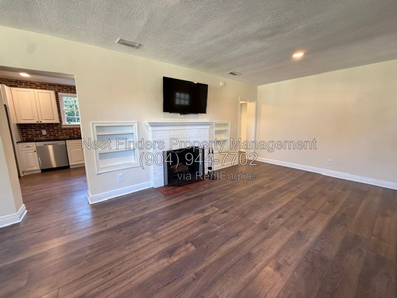 4571 Pinewood Ave - Photo 7 of 25