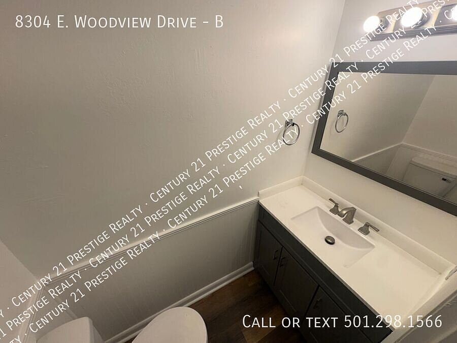 8304 Woodview Dr E #EB - Photo 4 of 12