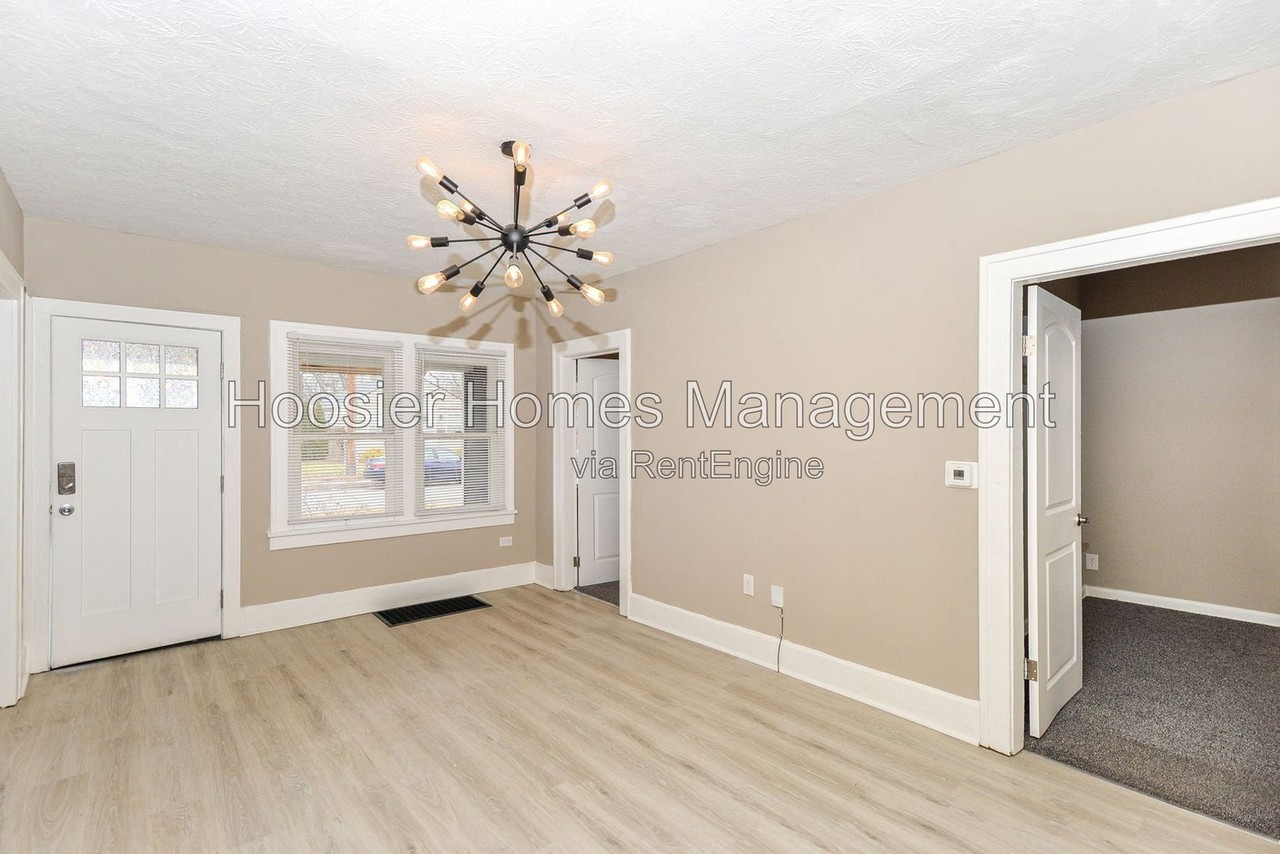 4301 Winthrop Ave - Photo 3 of 25