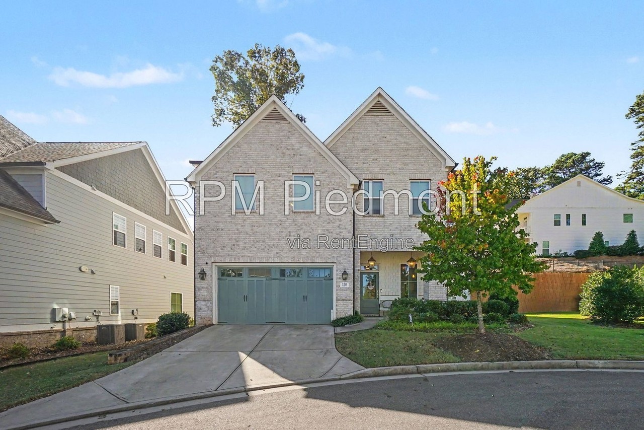 328 Senna St