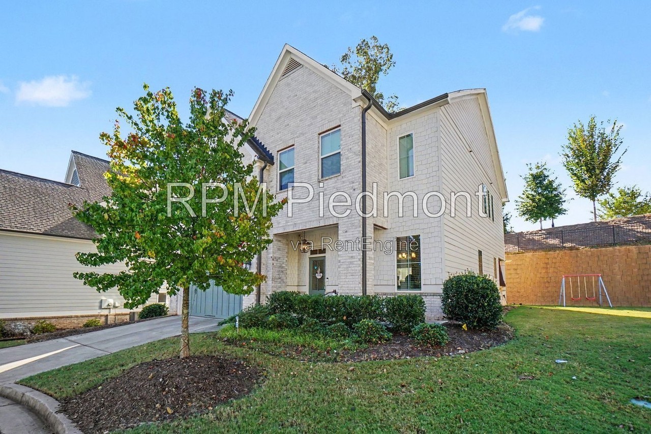 328 Senna St - Photo 6 of 40