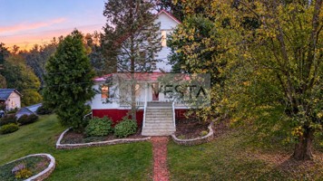 featured image of 195 Terrace Dr