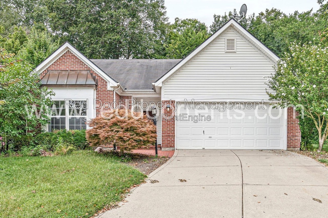 5841 Hornbean Ct