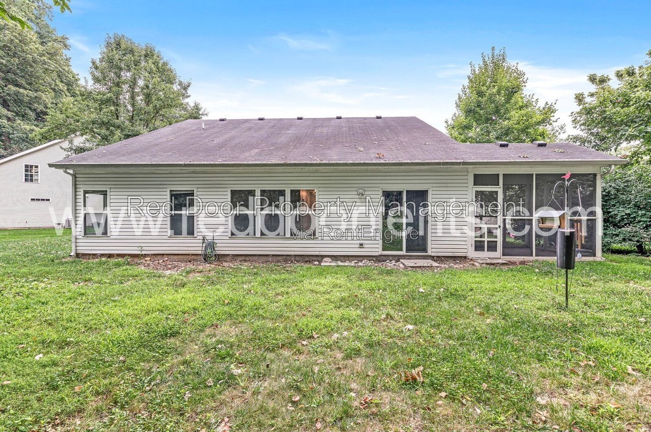 5841 Hornbean Ct - Photo 5 of 25