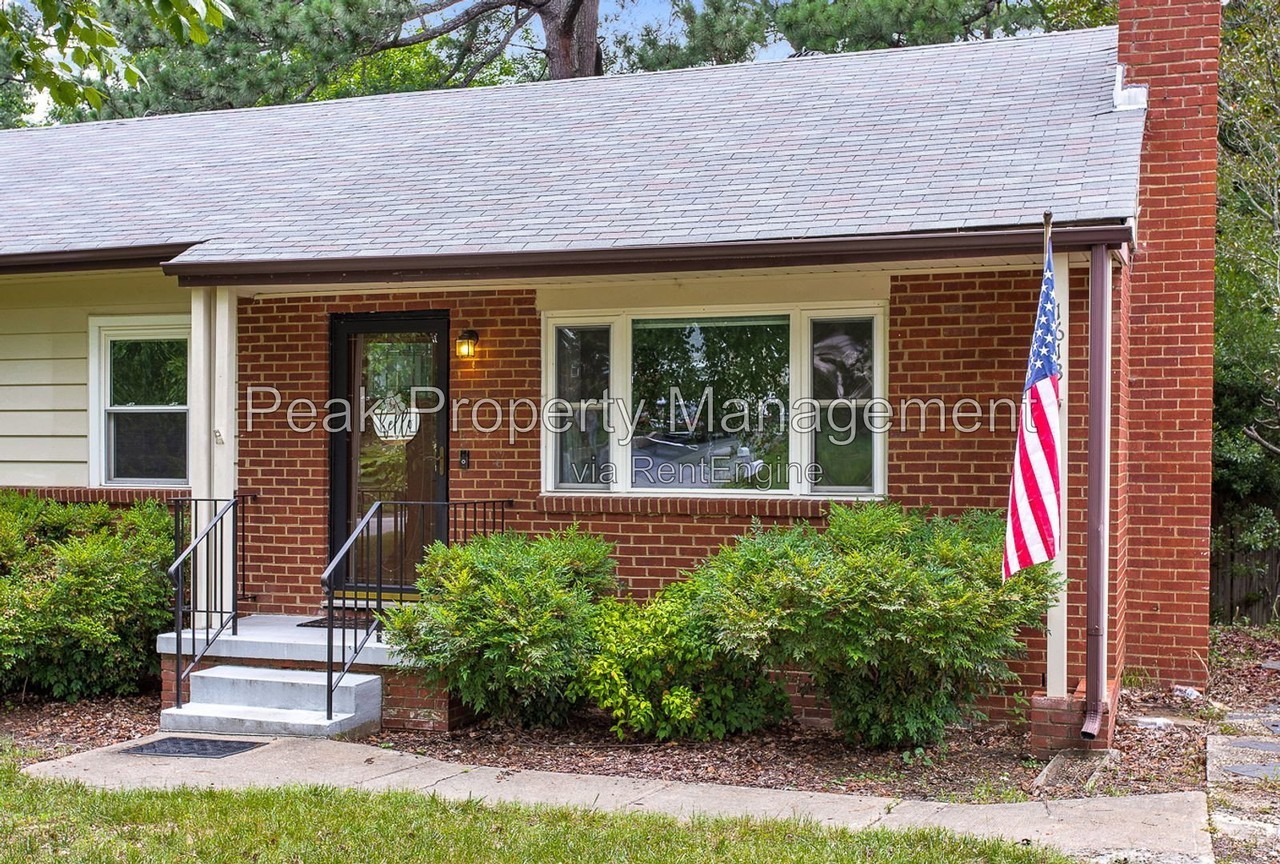 1613 Dena Dr - Photo 4 of 27
