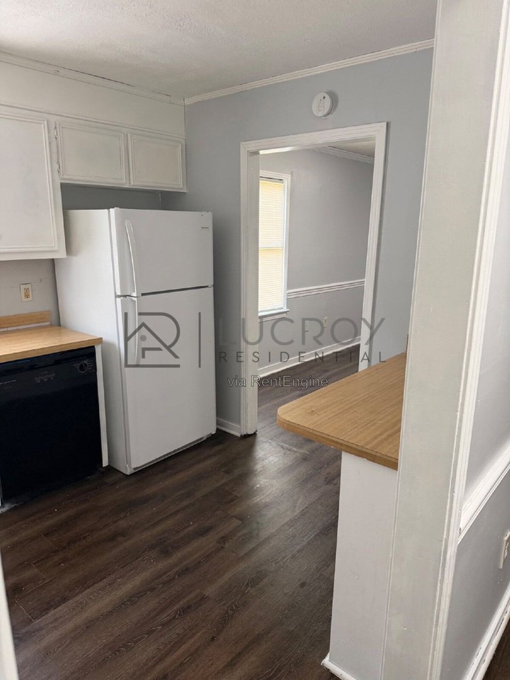 41 Northtown Rd #A - Photo 3 of 26