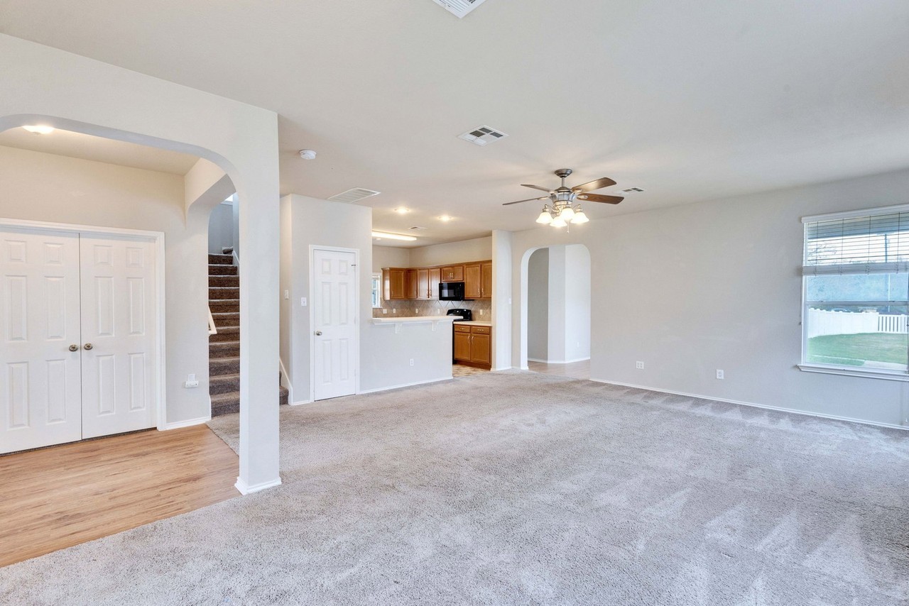124 Joshua Tree Cir - Photo 5 of 50