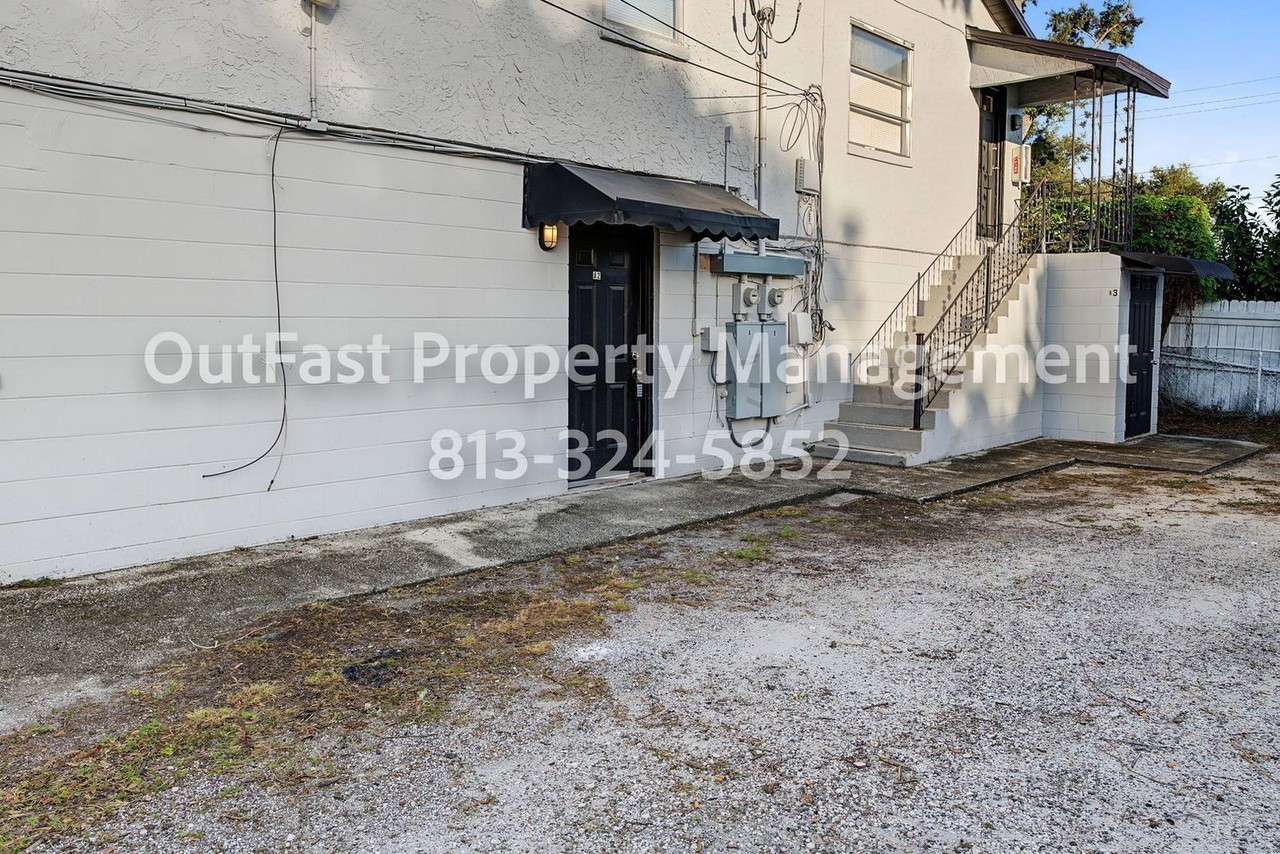 2315 W Rio Vista Ave #A2 - Photo 2 of 50