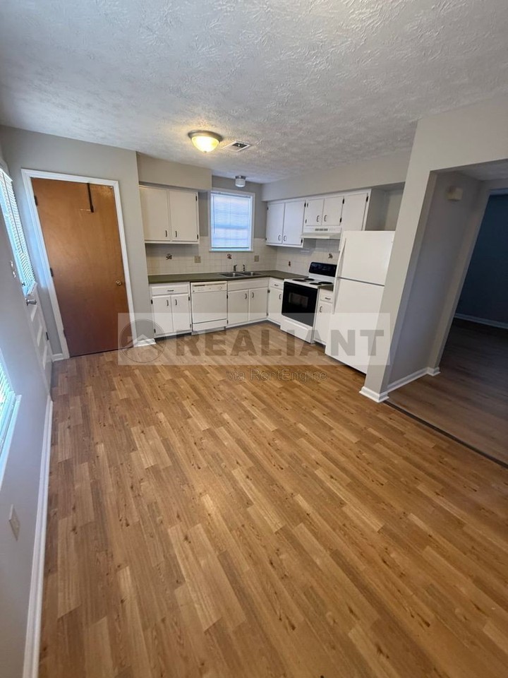 416 Barrister Ct #A - Photo 2 of 12