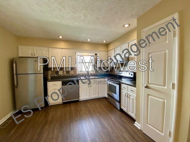 1044 Delray Dr - Photo 7 of 26