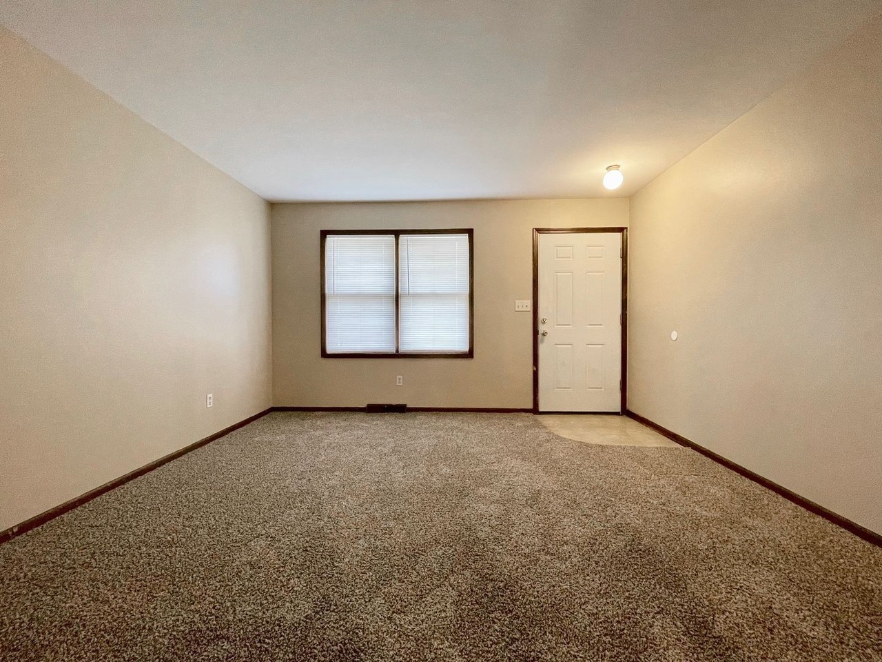 8126 20th Ave - Photo 4 of 22