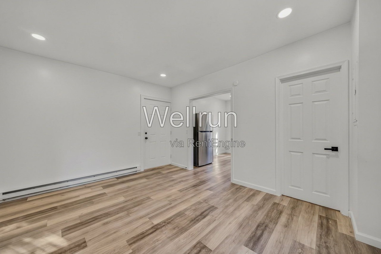 201 Ridge Ave #2 - Photo 7 of 21