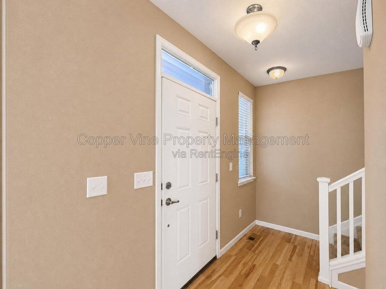 340 Riverton Rd - Photo 5 of 36
