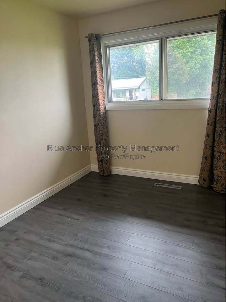 36 Third Ave - Photo 4 of 10