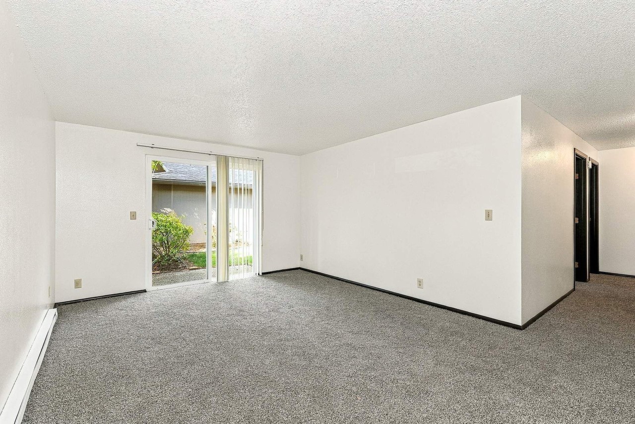 864 Boone Rd Se #2 - Photo 5 of 13