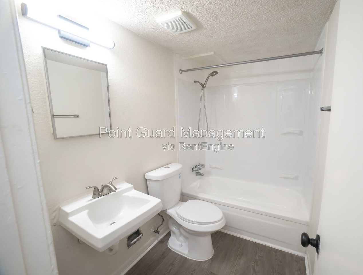 1513 Oxford Pl #1513-32 - Photo 5 of 22