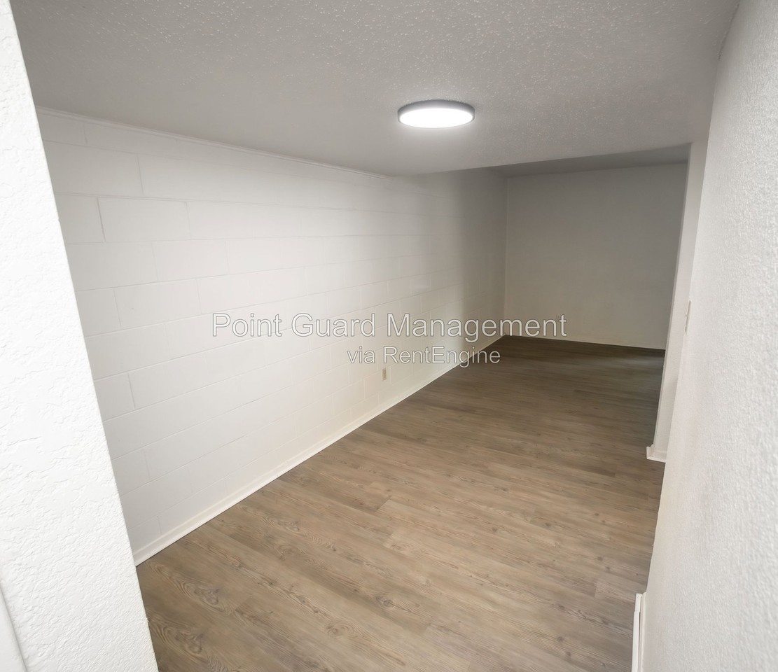 1513 Oxford Pl #1513-32 - Photo 6 of 22