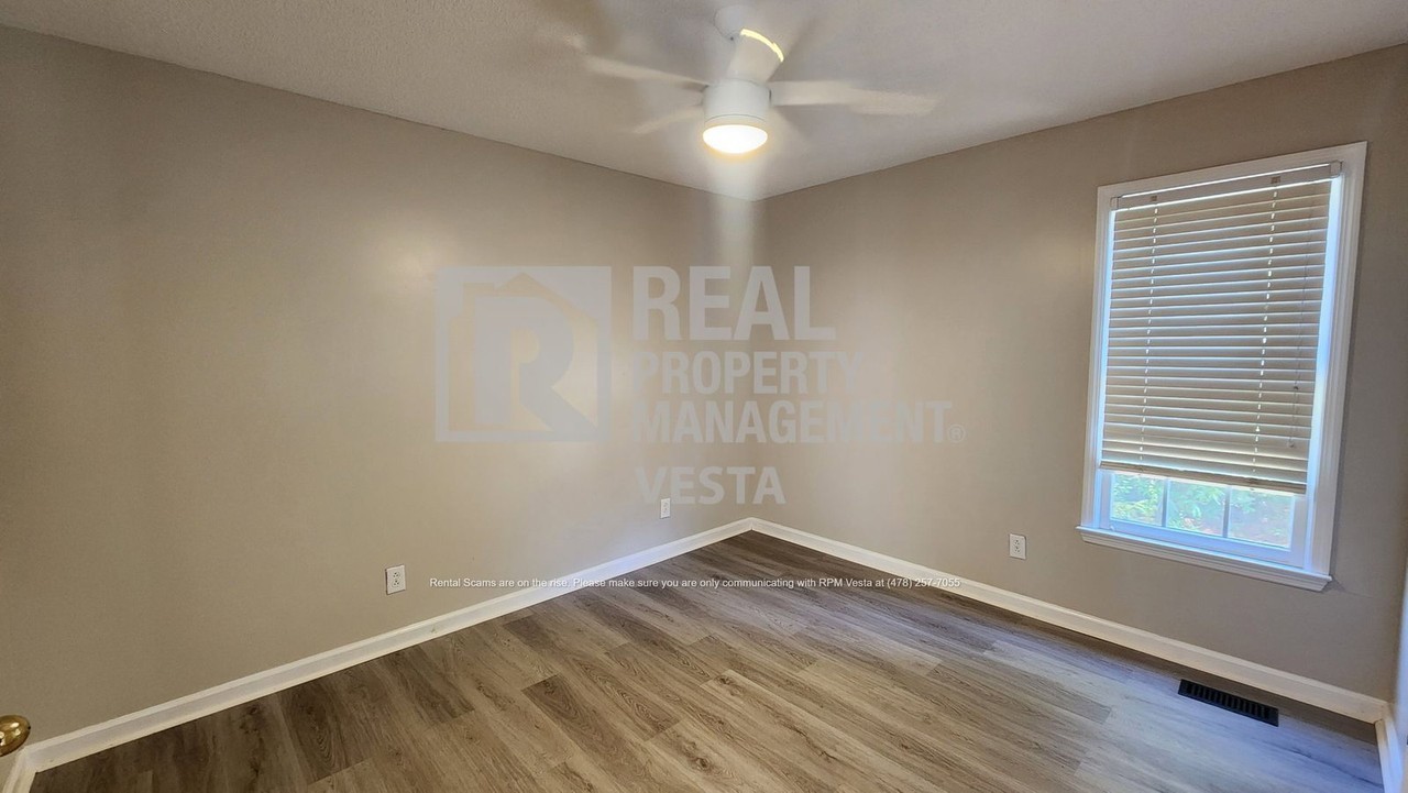 428 Ashville Dr - Photo 7 of 16