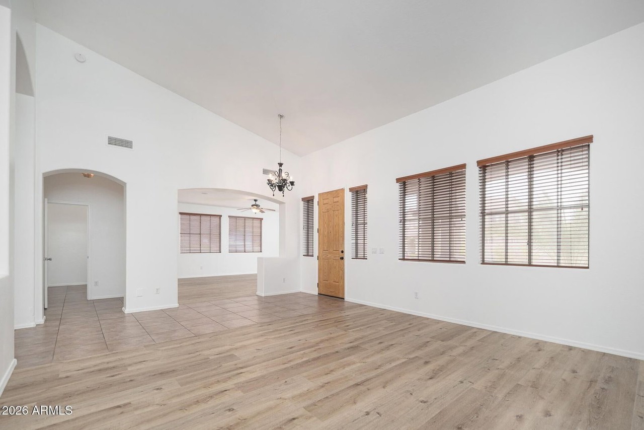 11925 N 144th Dr - Photo 5 of 43