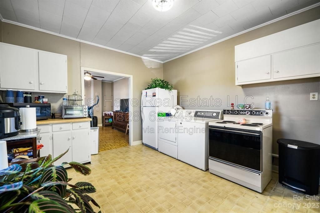 4823 Calico Rd #1 - Photo 3 of 14