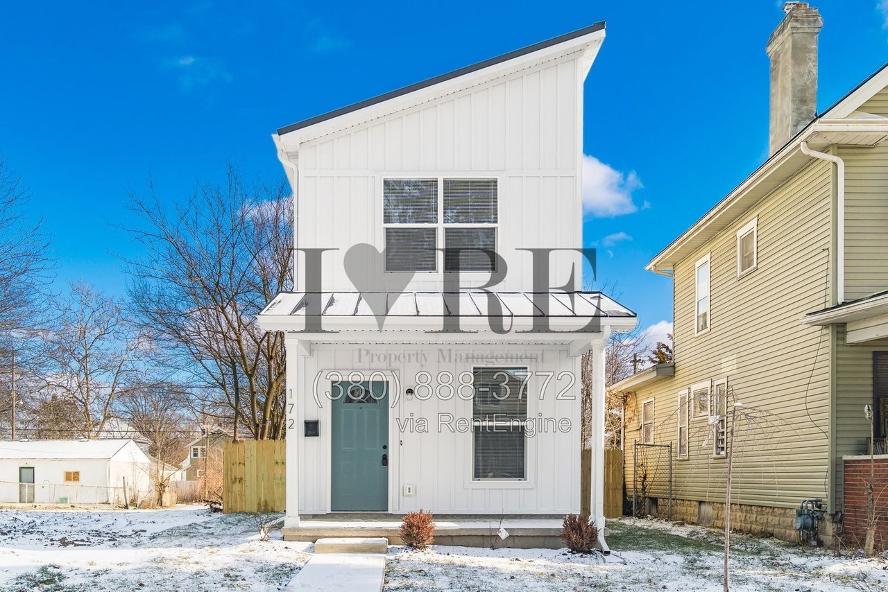 172 Whitethorne Ave #172 - Photo 4 of 34