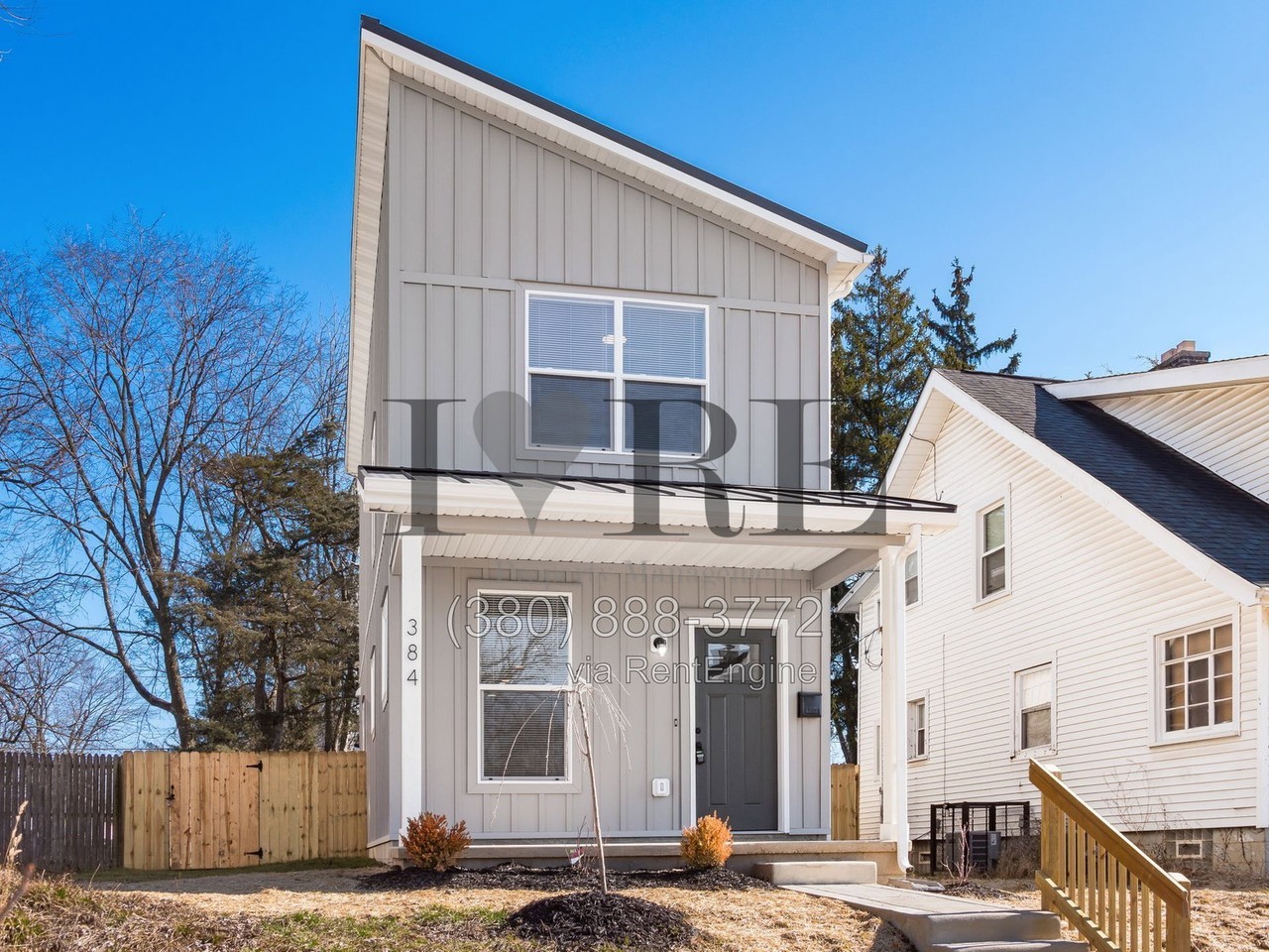 384 Whitethorne Ave - Photo 3 of 50
