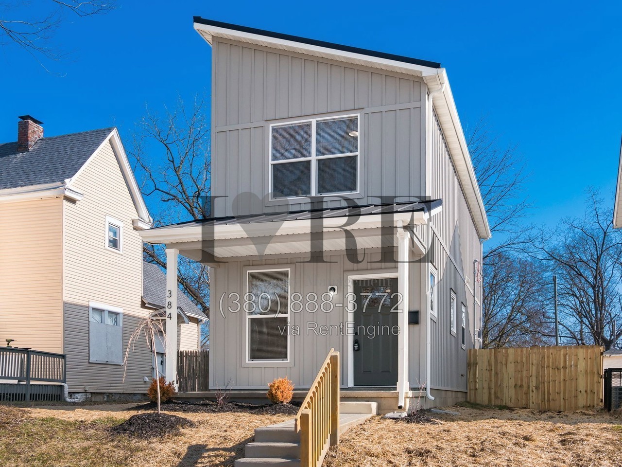 384 Whitethorne Ave - Photo 5 of 50