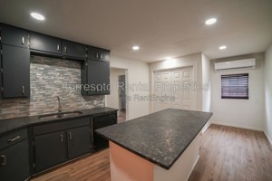 featured image of 730 Cravens Ave