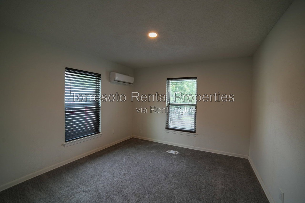 730 Cravens Ave - Photo 6 of 9
