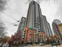 featured image of 909 Mainland St #706