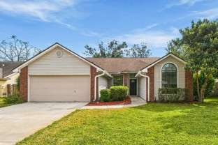 8928 Snow Hill Ln - Photo 1 of 1