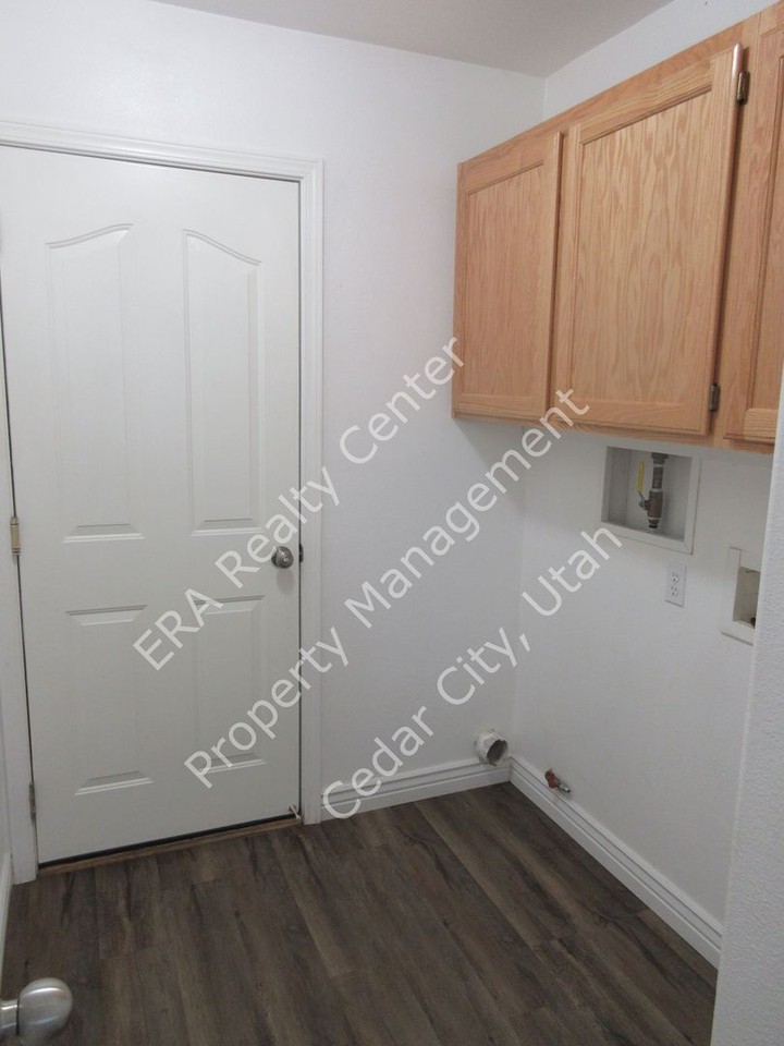 71 N 4125 W - Photo 7 of 14