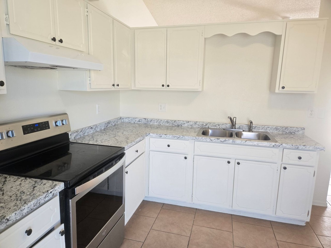 4745 E Camino St - Photo 7 of 18