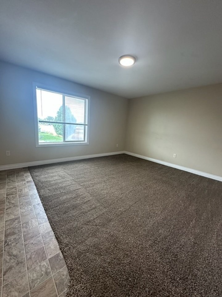 Opal Court 225 - Photo 6 of 7