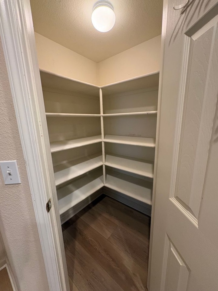 307 Turnstone Cir - Photo 6 of 22