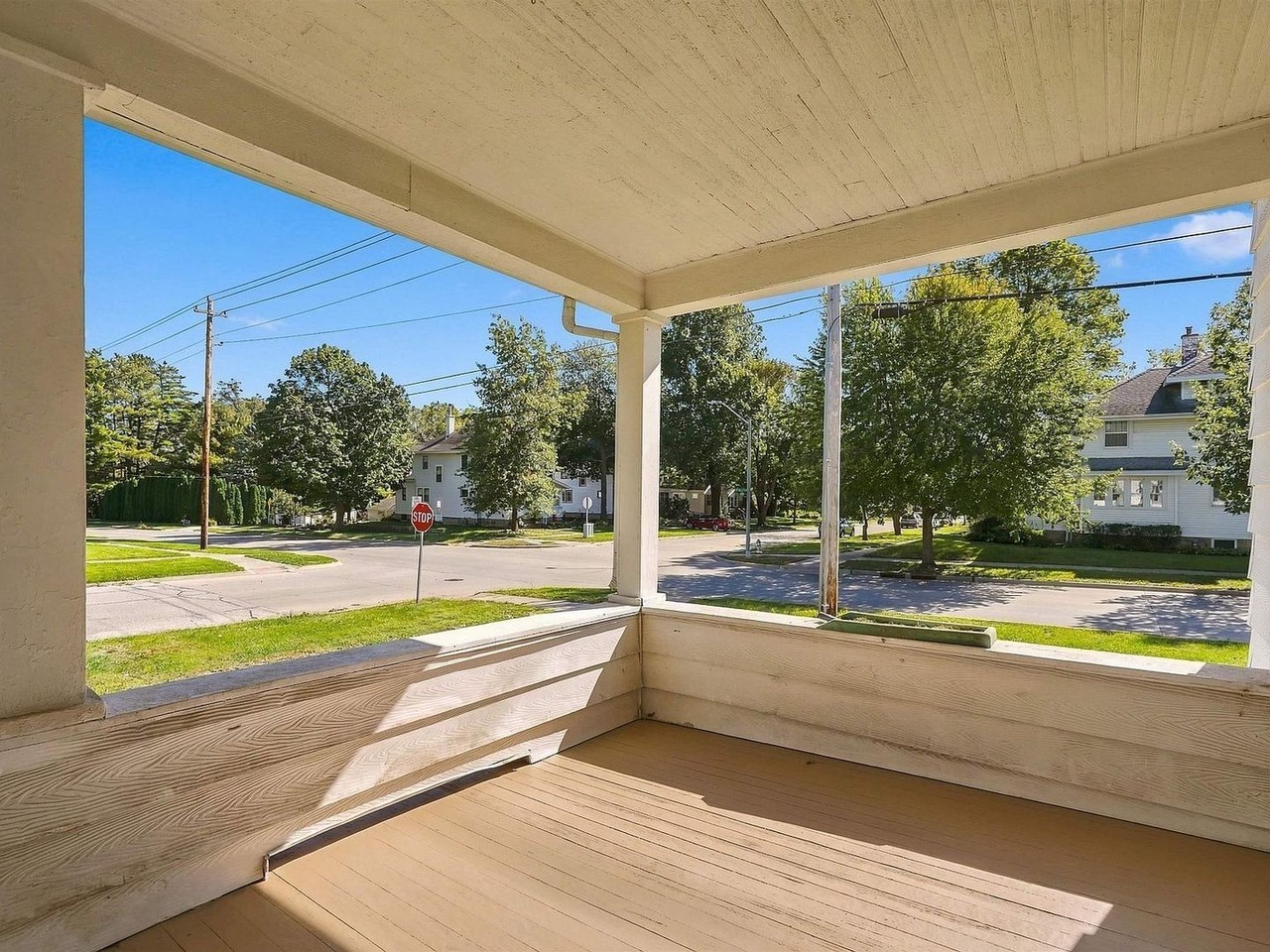 1721 Clay St - Photo 3 of 23