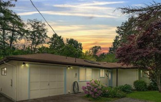 featured image of 3010 Nw Walnut Blvd