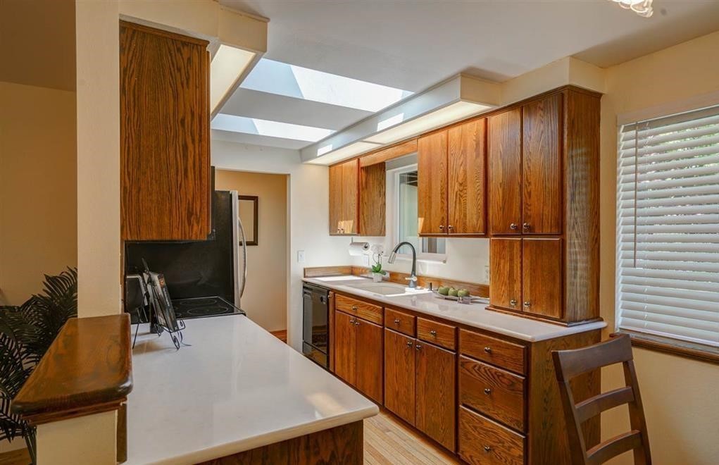 3010 Nw Walnut Blvd - Photo 4 of 26