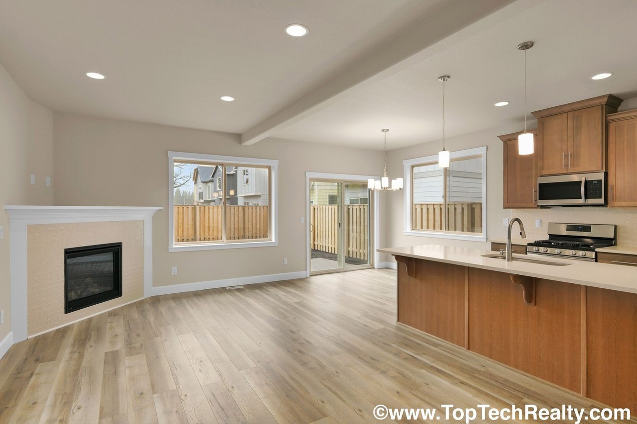 8036 Ne Sabo St - Photo 3 of 22